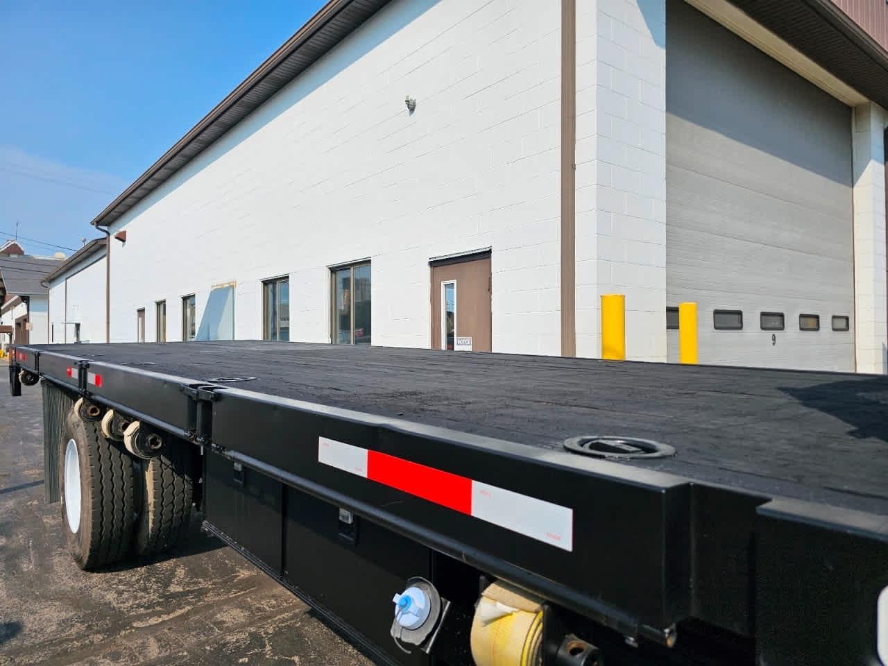 Ford Super Duty F-650 Straight Frame Reg Cab XL 2015