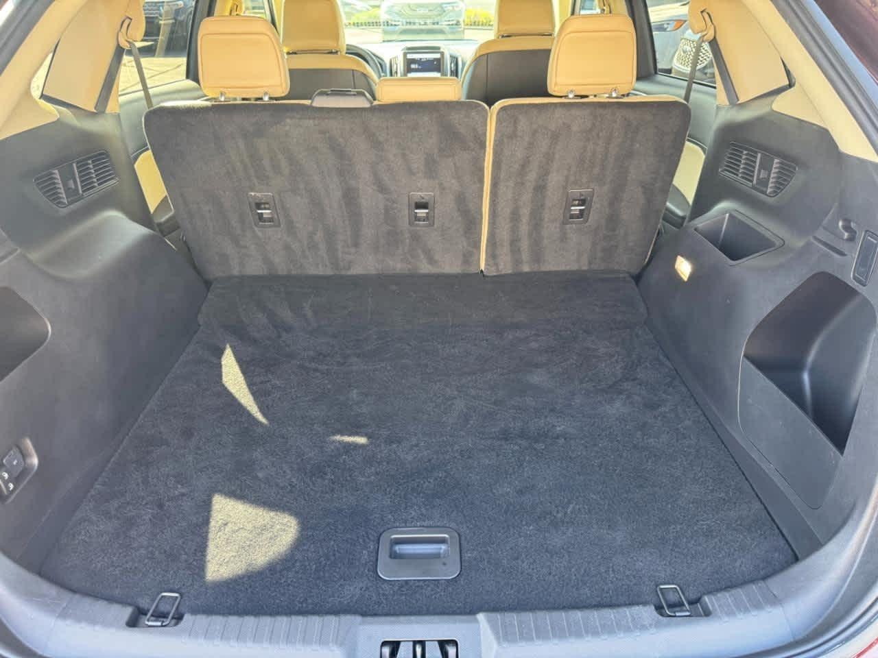 Ford Edge SEL AWD 2024