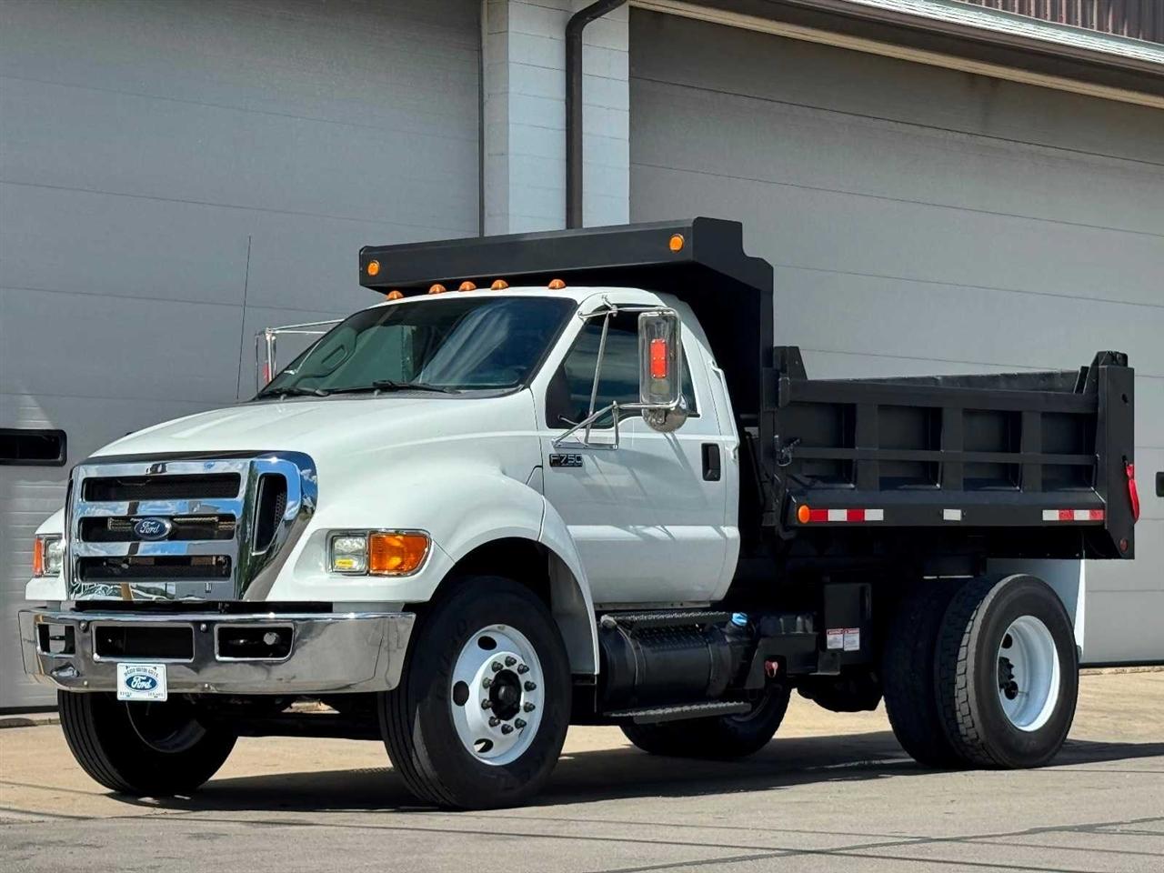 2015 Ford Super Duty F-750 Straight Frame 6