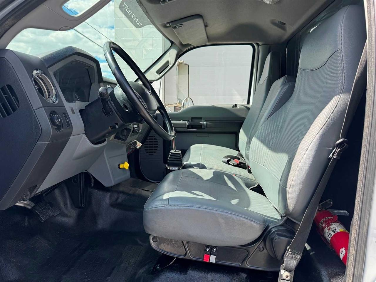 2015 Ford Super Duty F-750 Straight Frame 20