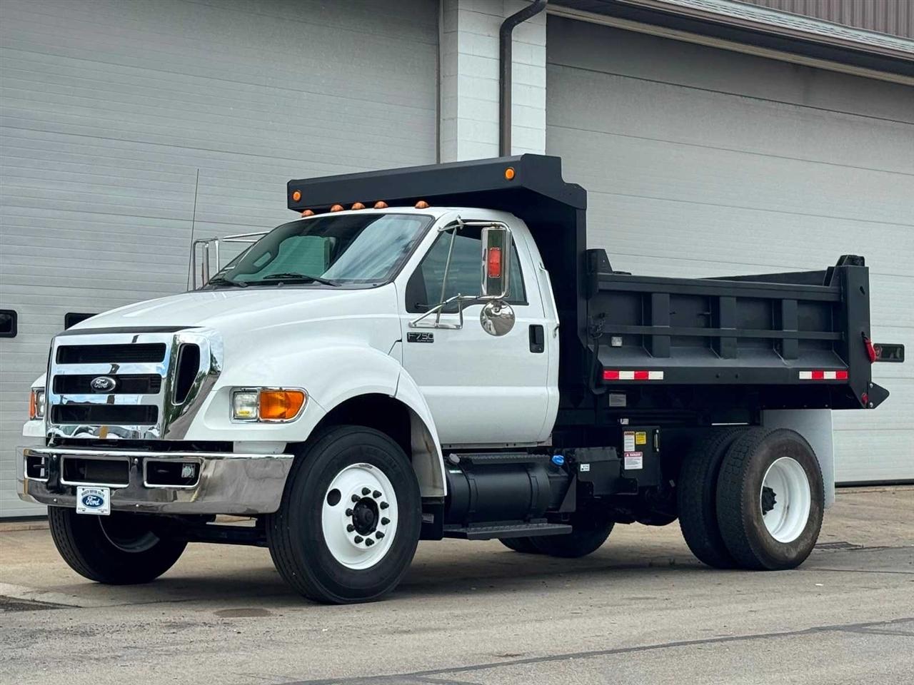 2015 Ford Super Duty F-750 Straight Frame 6