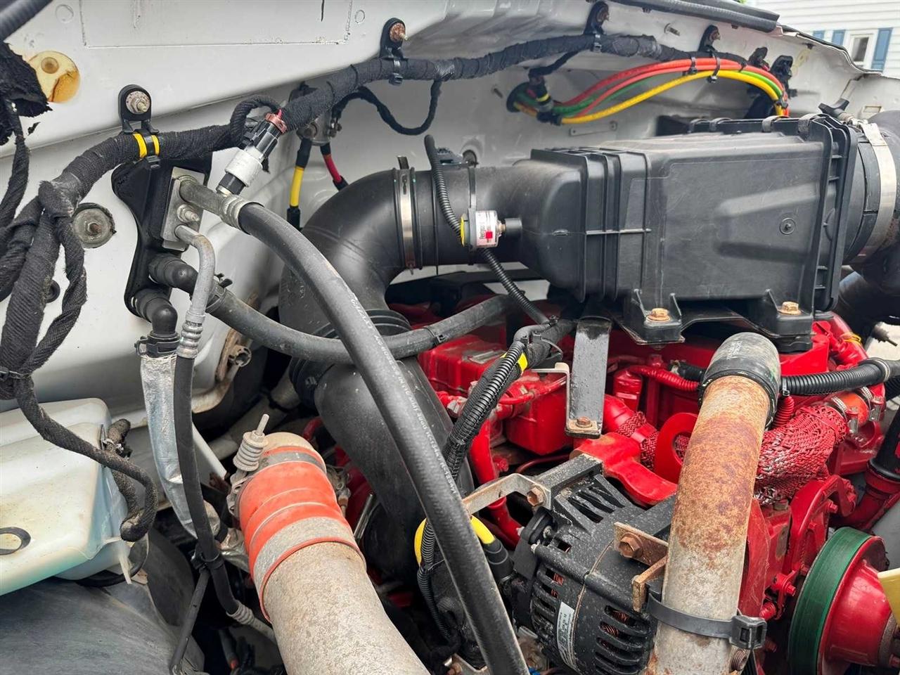 2015 Ford Super Duty F-750 Straight Frame 16