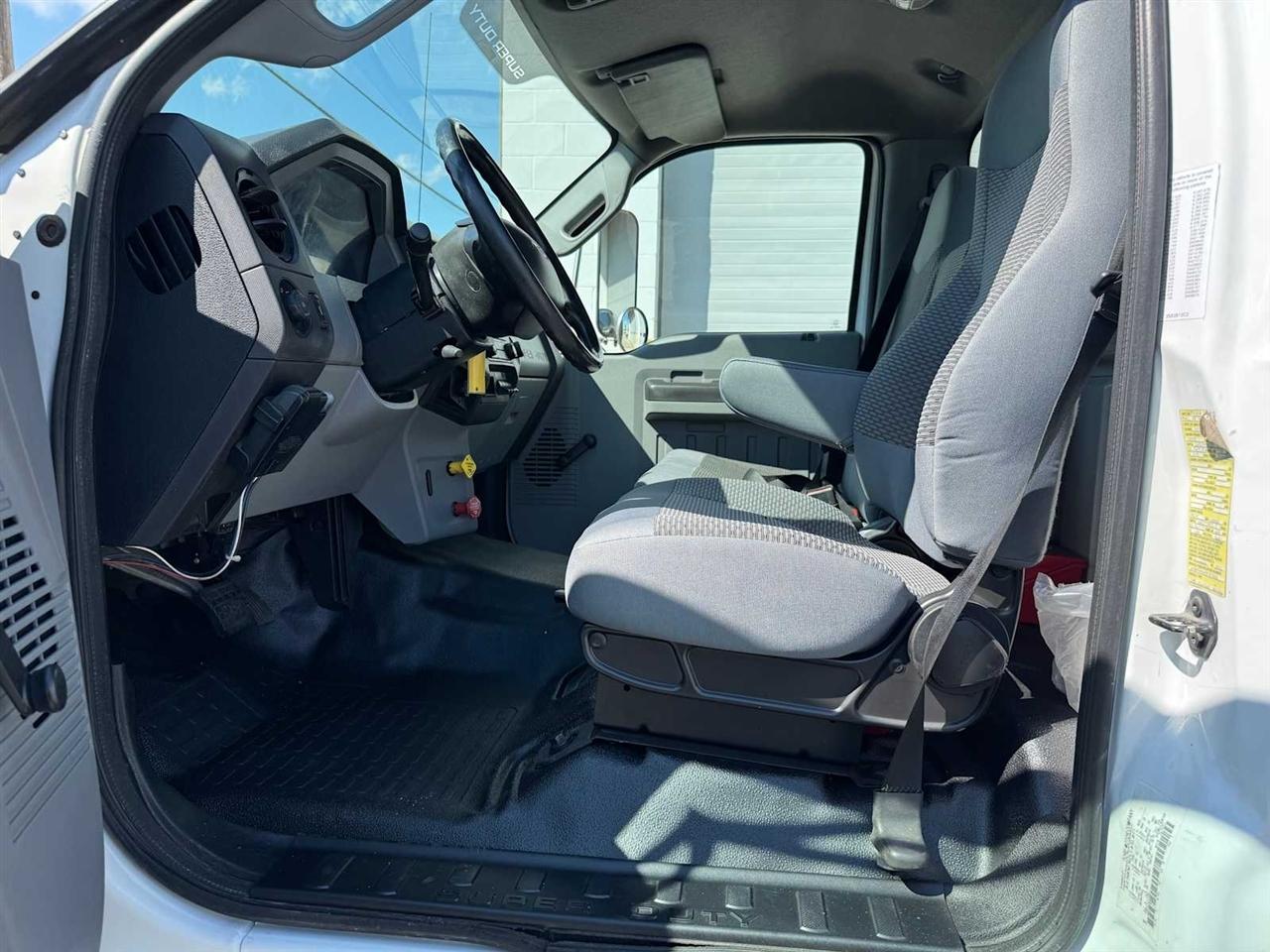 Ford Super Duty F-650 Straight Frame Reg Cab XL 2012