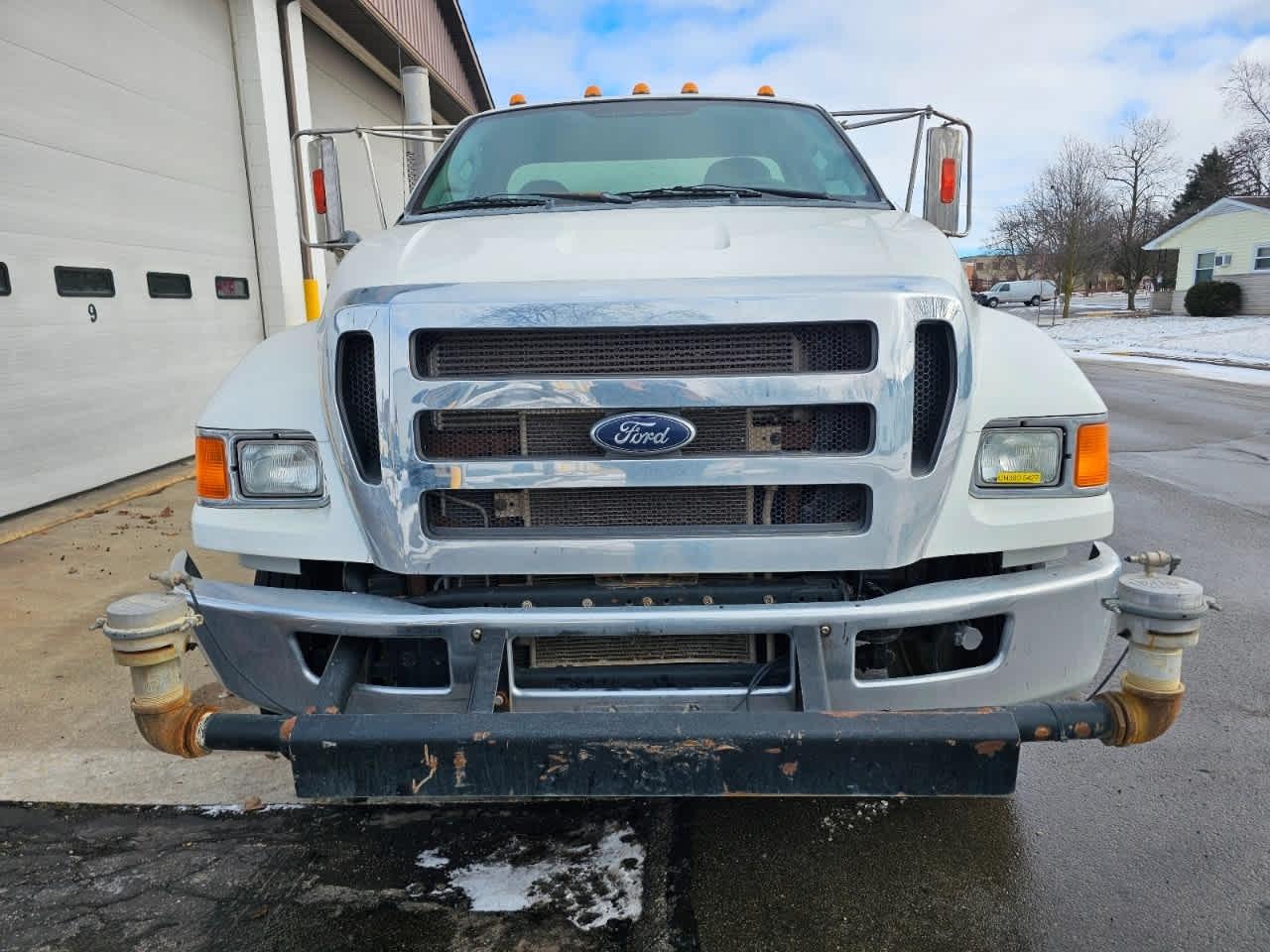 Ford Super Duty F-750 Straight Frame Reg Cab XL 2015