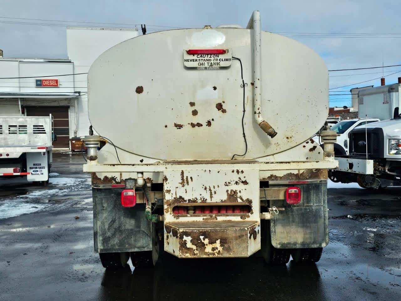 Ford Super Duty F-750 Straight Frame Reg Cab XL 2015