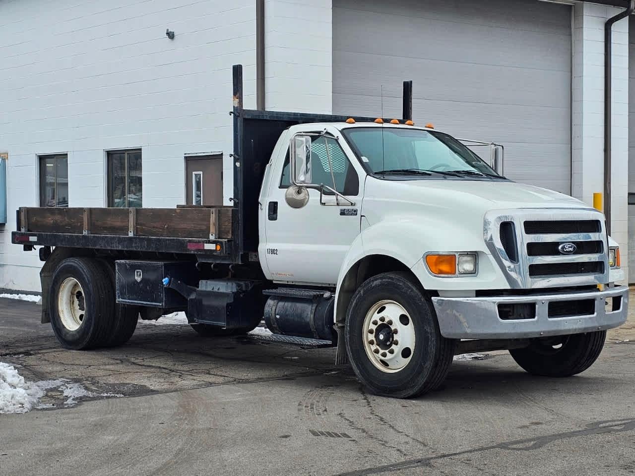 Ford Super Duty F-650 Straight Frame Reg Cab XL 2012