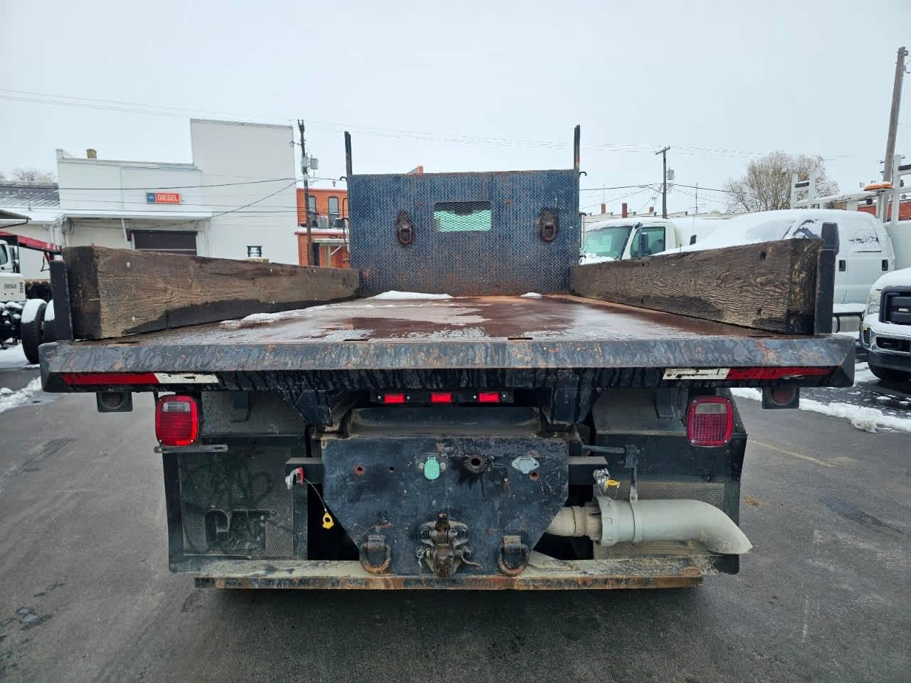 Ford Super Duty F-650 Straight Frame Reg Cab XL 2012