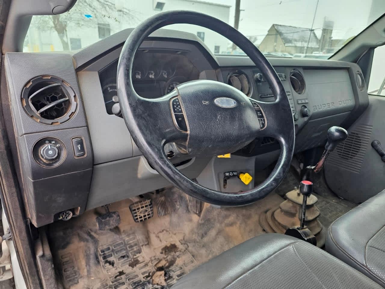 Ford Super Duty F-650 Straight Frame Reg Cab XL 2012