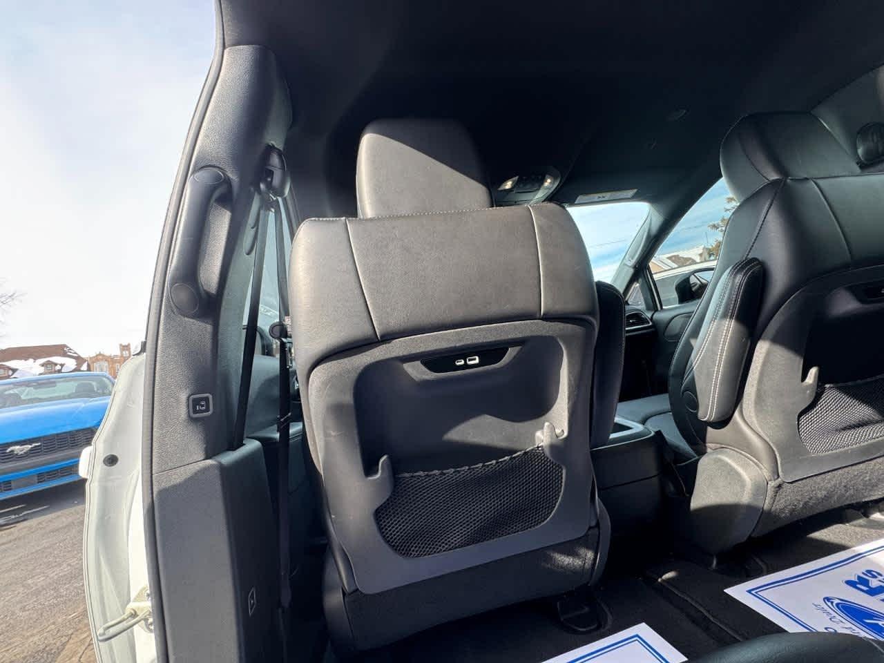 Chrysler Pacifica Select FWD 2025