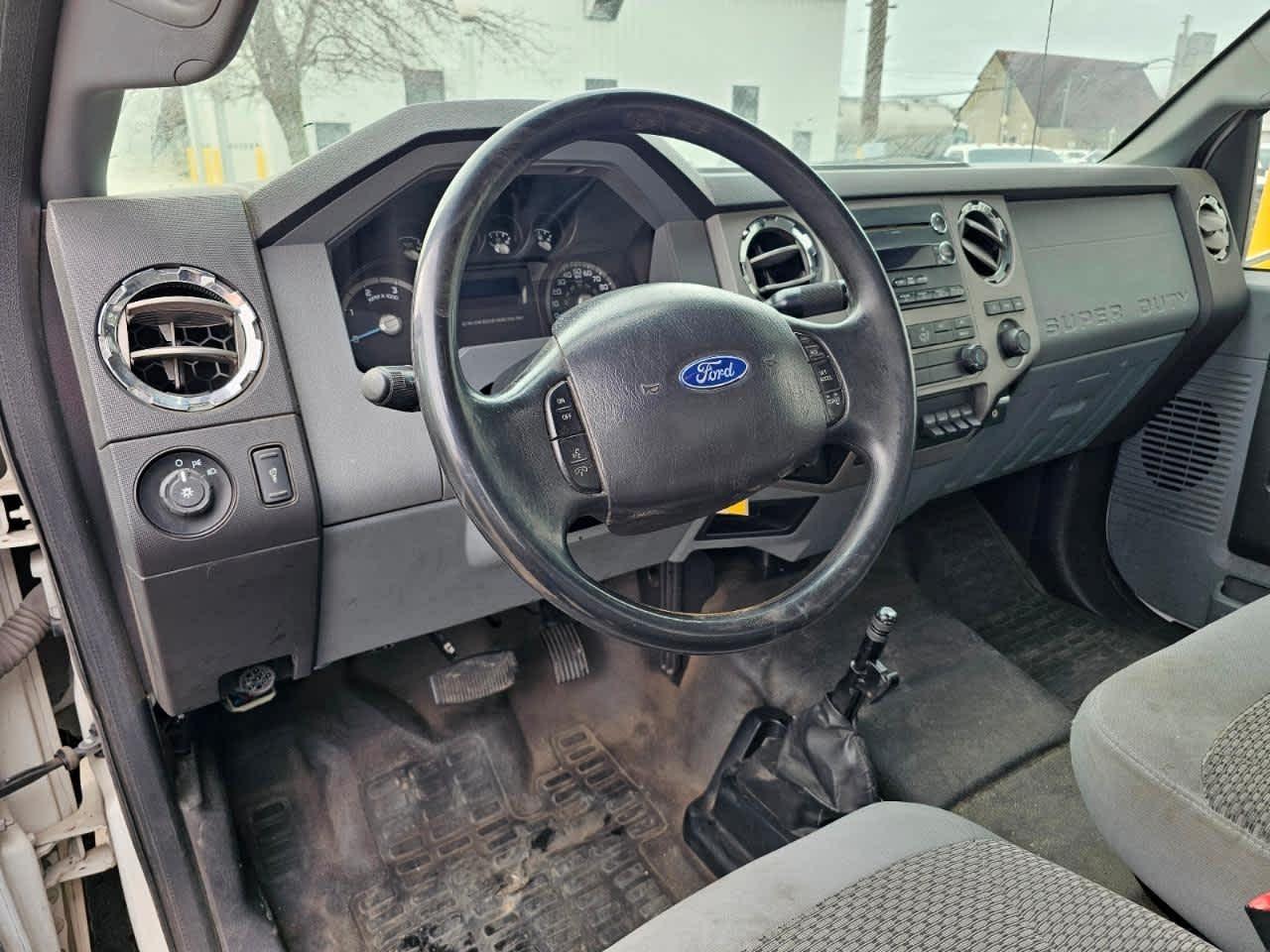 Ford Super Duty F-650 Straight Frame Reg Cab XL 2013