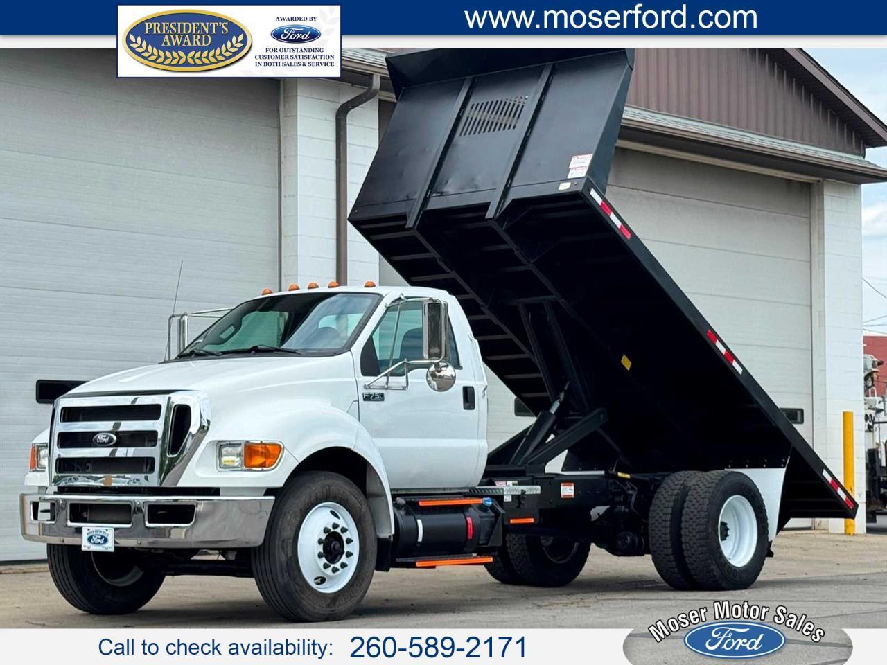 Ford Super Duty F-750 Straight Frame Reg Cab XL 2015