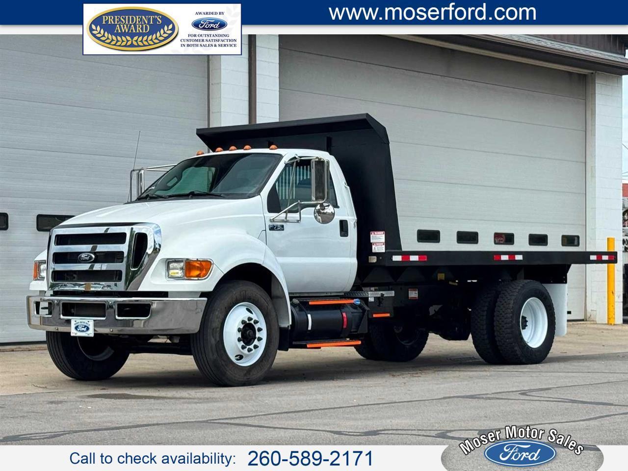 Ford Super Duty F-750 Straight Frame Reg Cab XL 2015