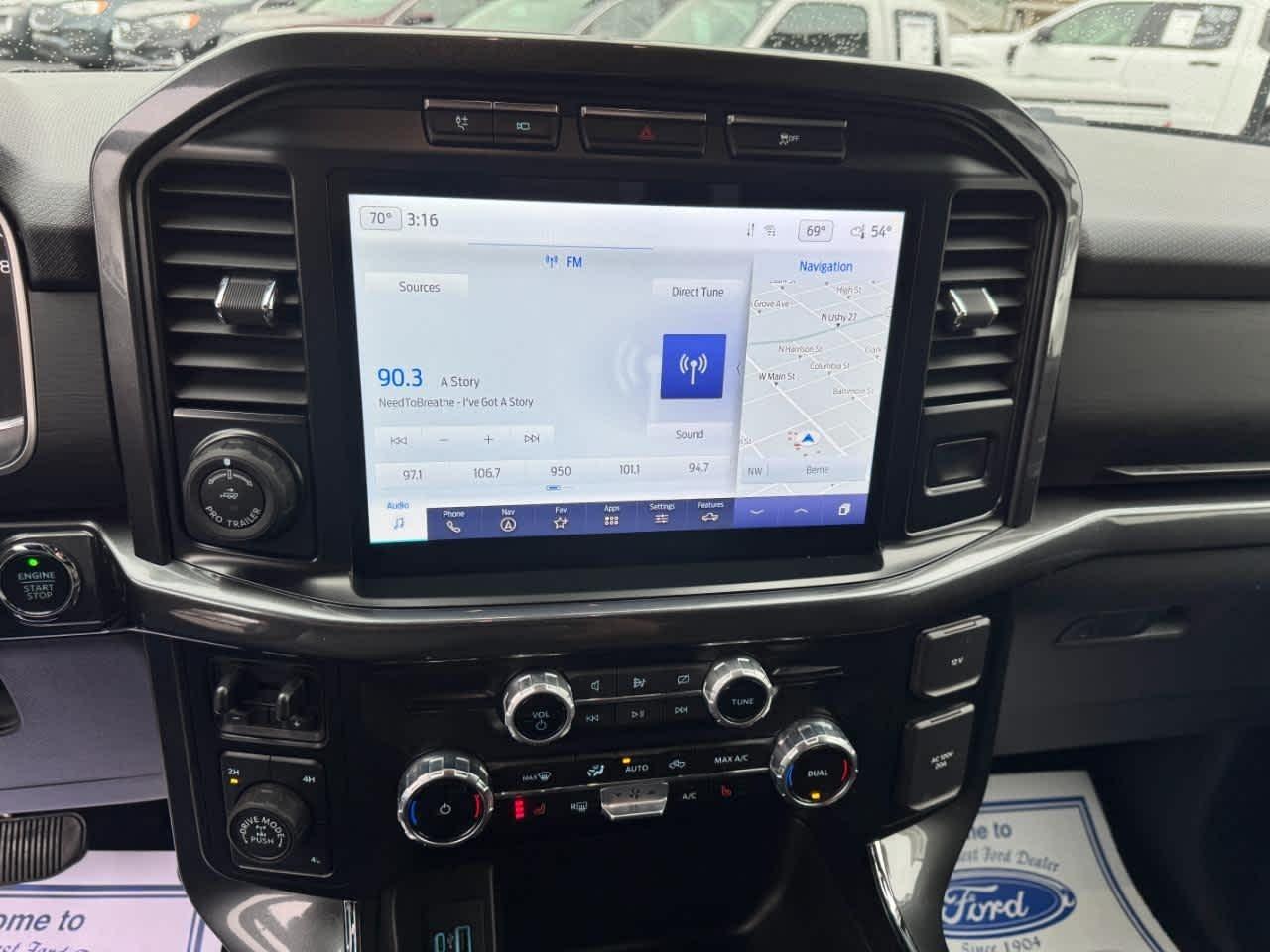 Ford F-150 XL 4WD SuperCrew 5.5' Box 2023