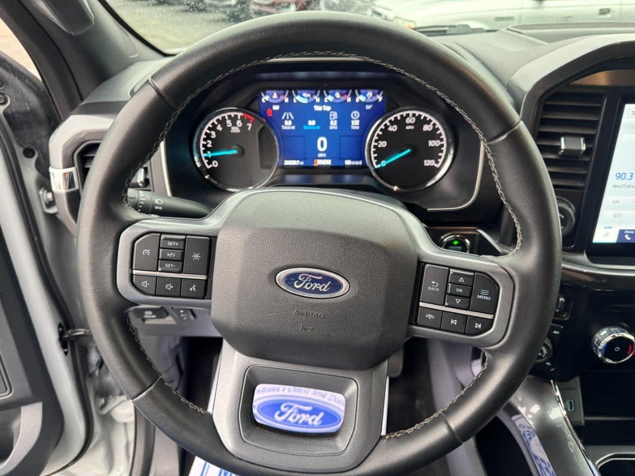 Ford F-150 XL 4WD SuperCrew 5.5' Box 2023