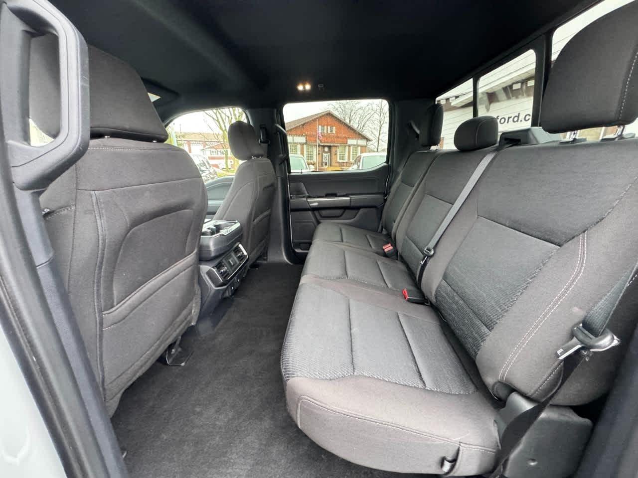 Ford F-150 XL 4WD SuperCrew 5.5' Box 2023