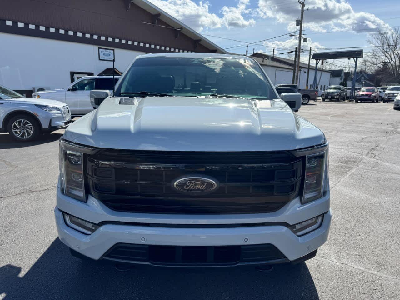Ford F-150 XL 4WD SuperCrew 5.5' Box 2023