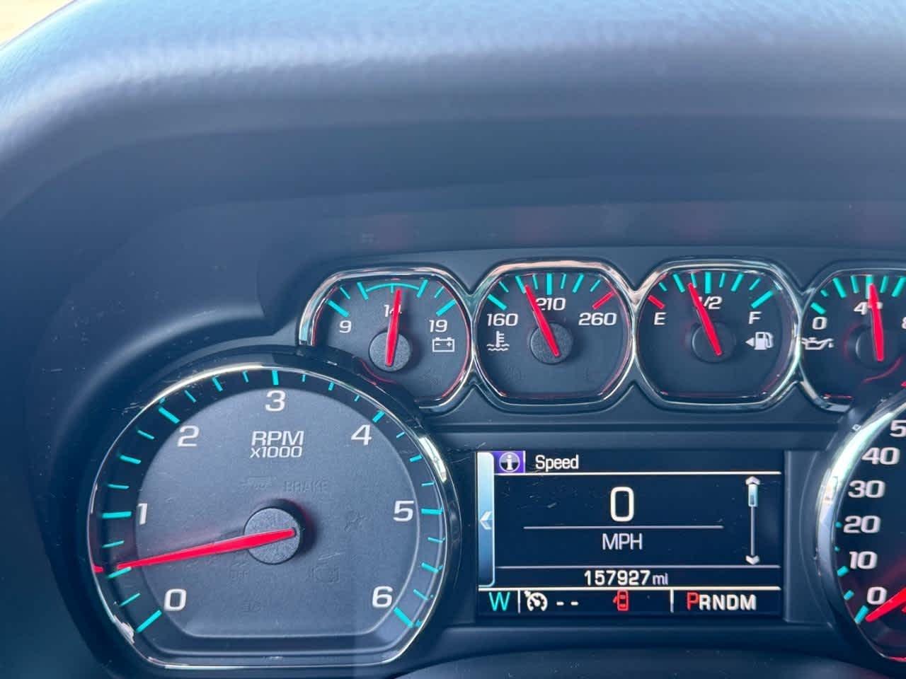 Chevrolet Suburban 4WD 4dr 1500 LT 2016