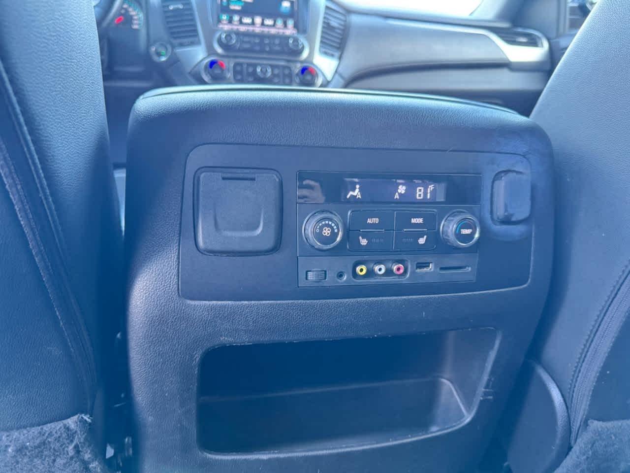 Chevrolet Suburban 4WD 4dr 1500 LT 2016