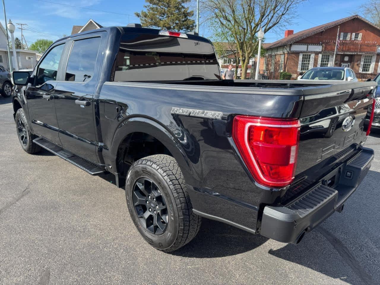 Ford F-150 XL 4WD SuperCrew 5.5' Box 2023