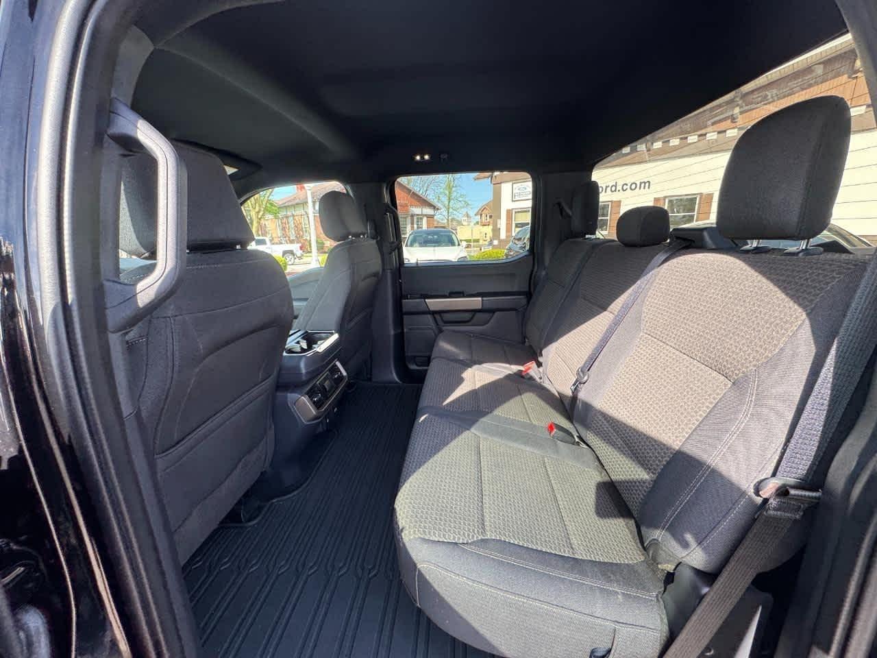 Ford F-150 XL 4WD SuperCrew 5.5' Box 2023