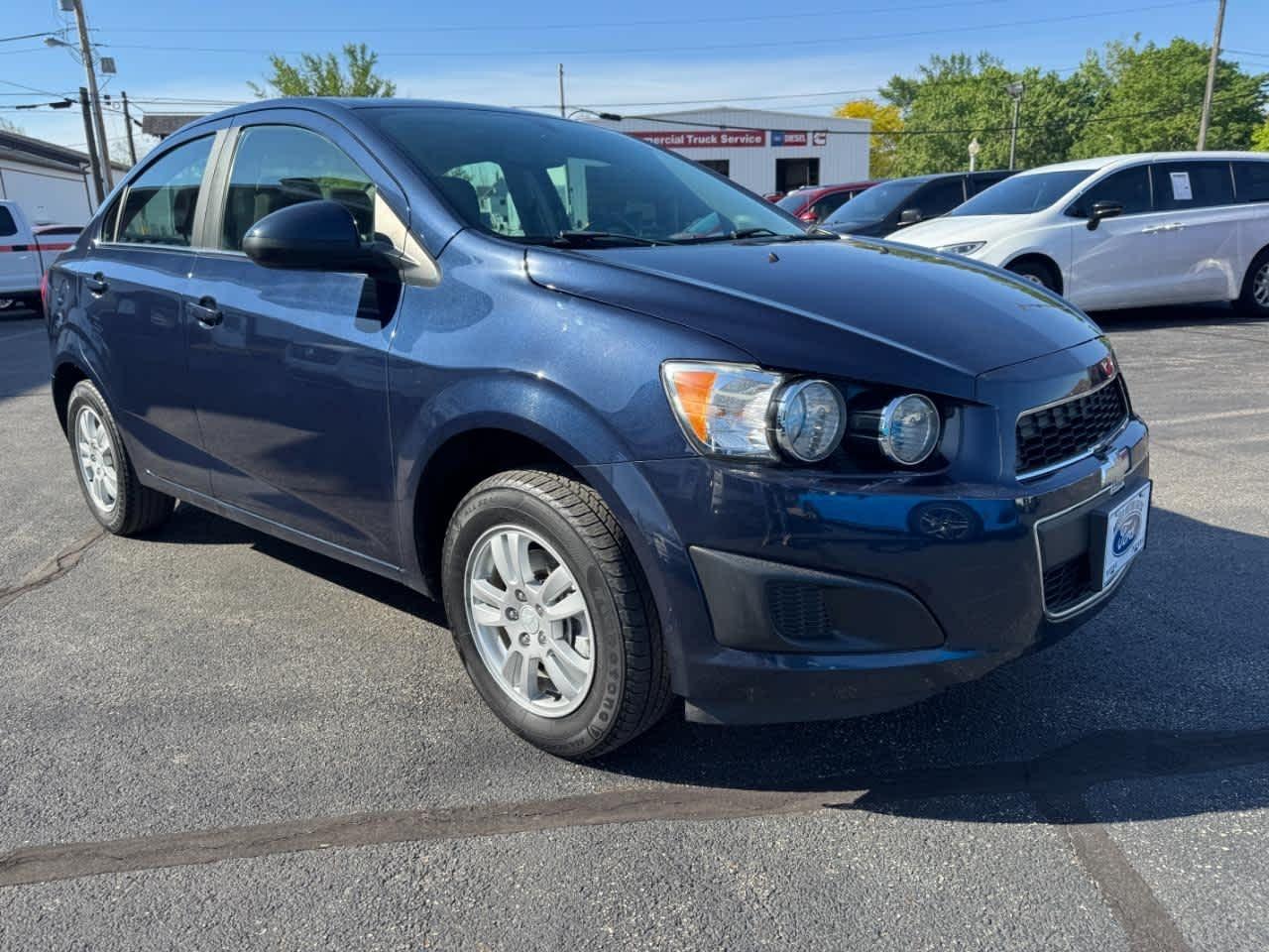 Chevrolet Sonic 4dr Sdn Auto LT 2015