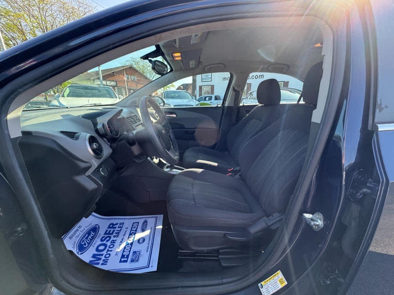 Chevrolet Sonic 4dr Sdn Auto LT 2015