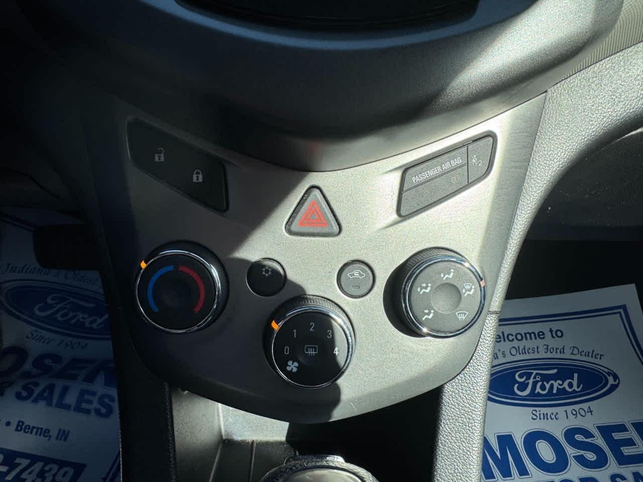 Chevrolet Sonic 4dr Sdn Auto LT 2015