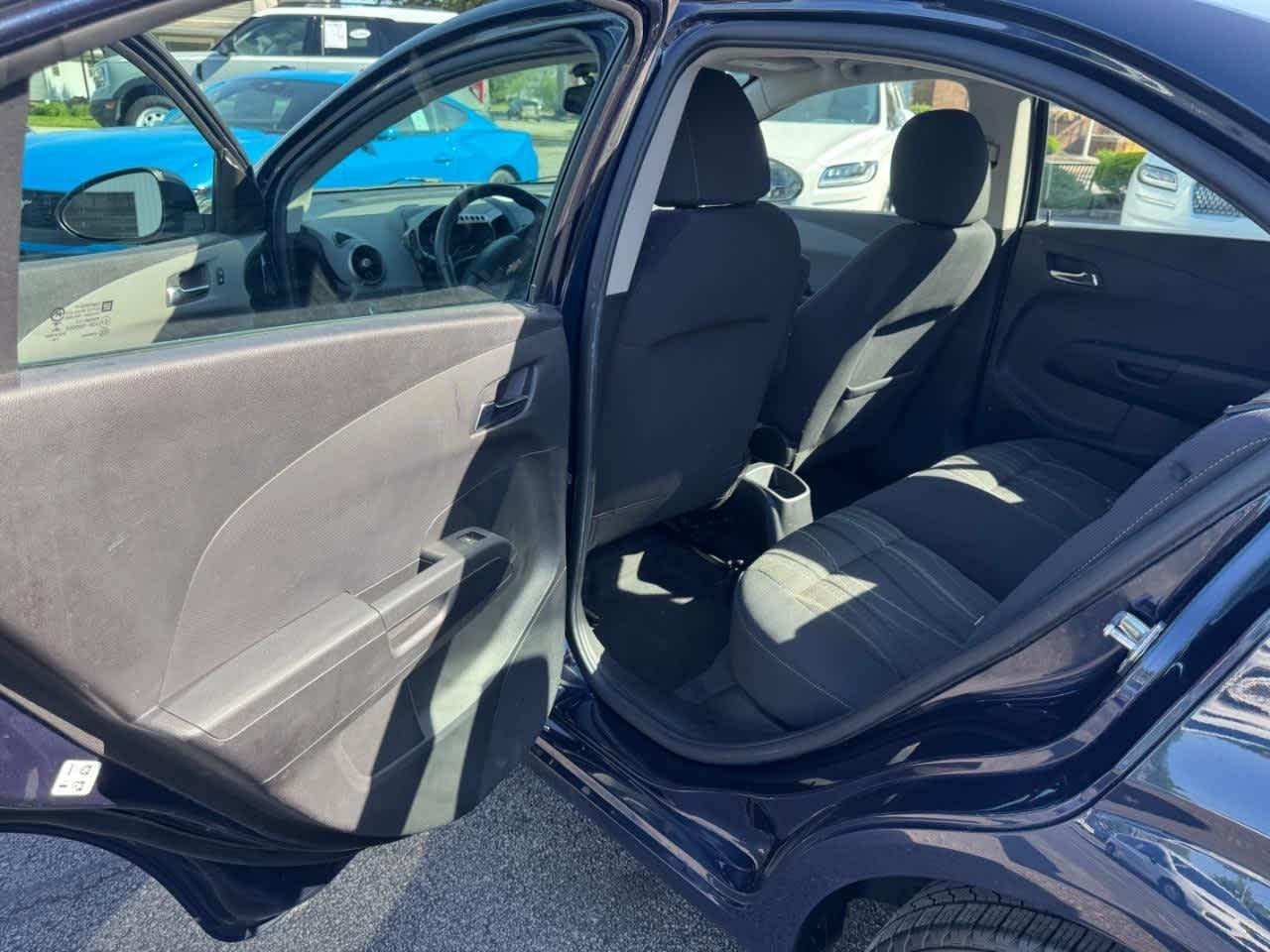 Chevrolet Sonic 4dr Sdn Auto LT 2015