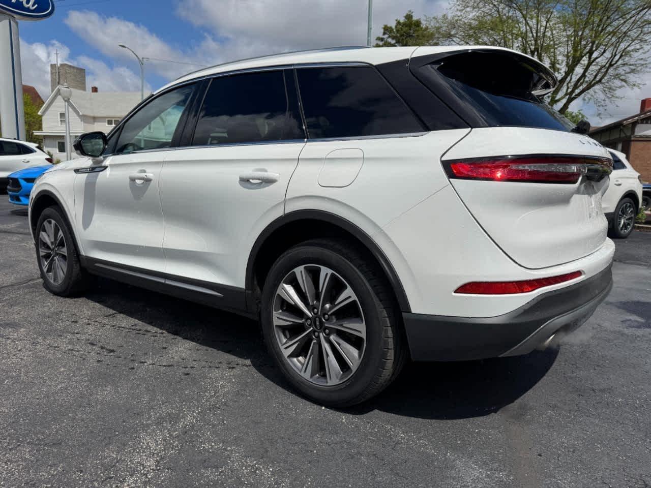 Lincoln Corsair Reserve AWD 2022