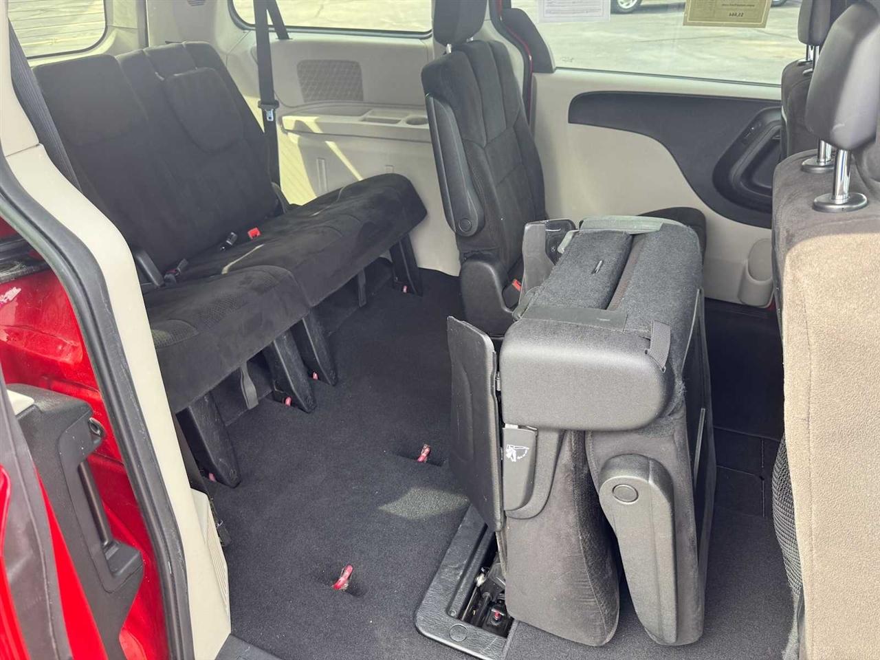 Dodge Grand Caravan 4dr Wgn SXT 2012