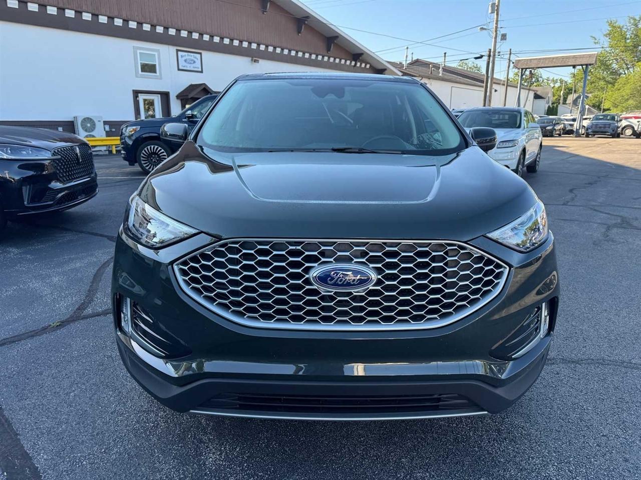 Ford Edge SEL AWD 2024
