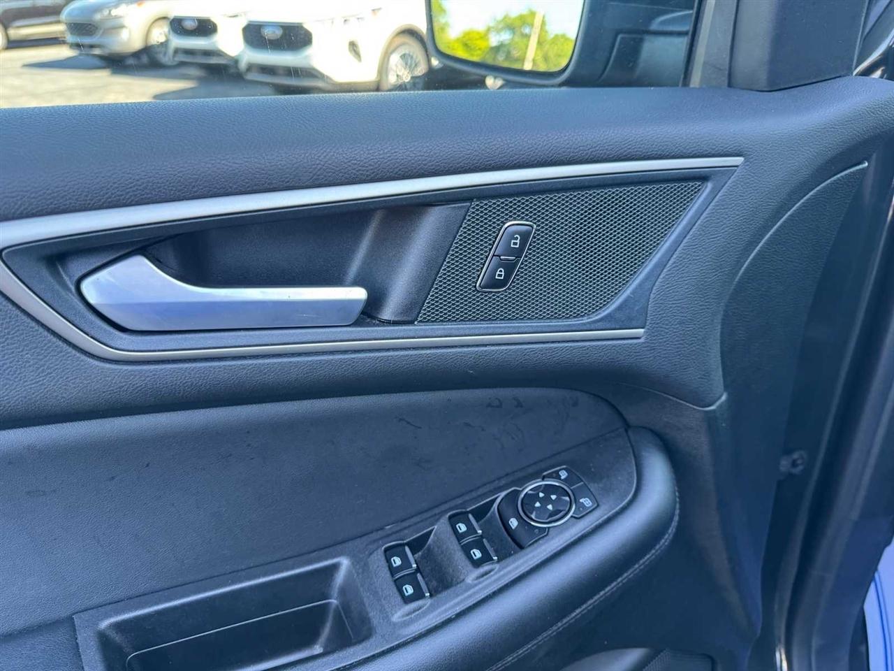 Ford Edge SEL AWD 2024