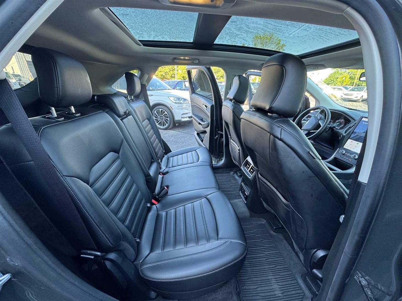 Ford Edge SEL AWD 2024