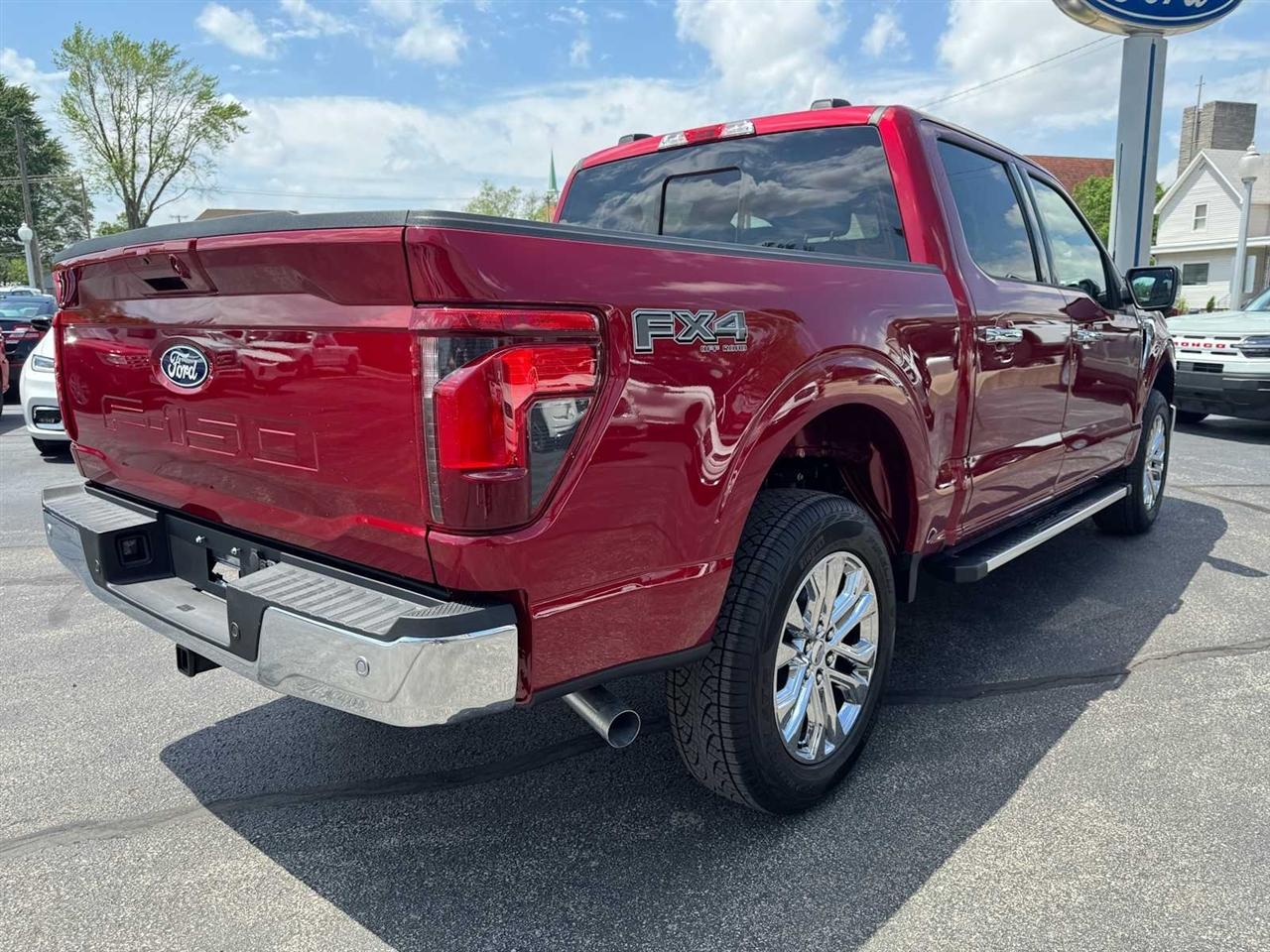 Ford F-150 XLT 4WD SuperCrew 5.5' Box 2026