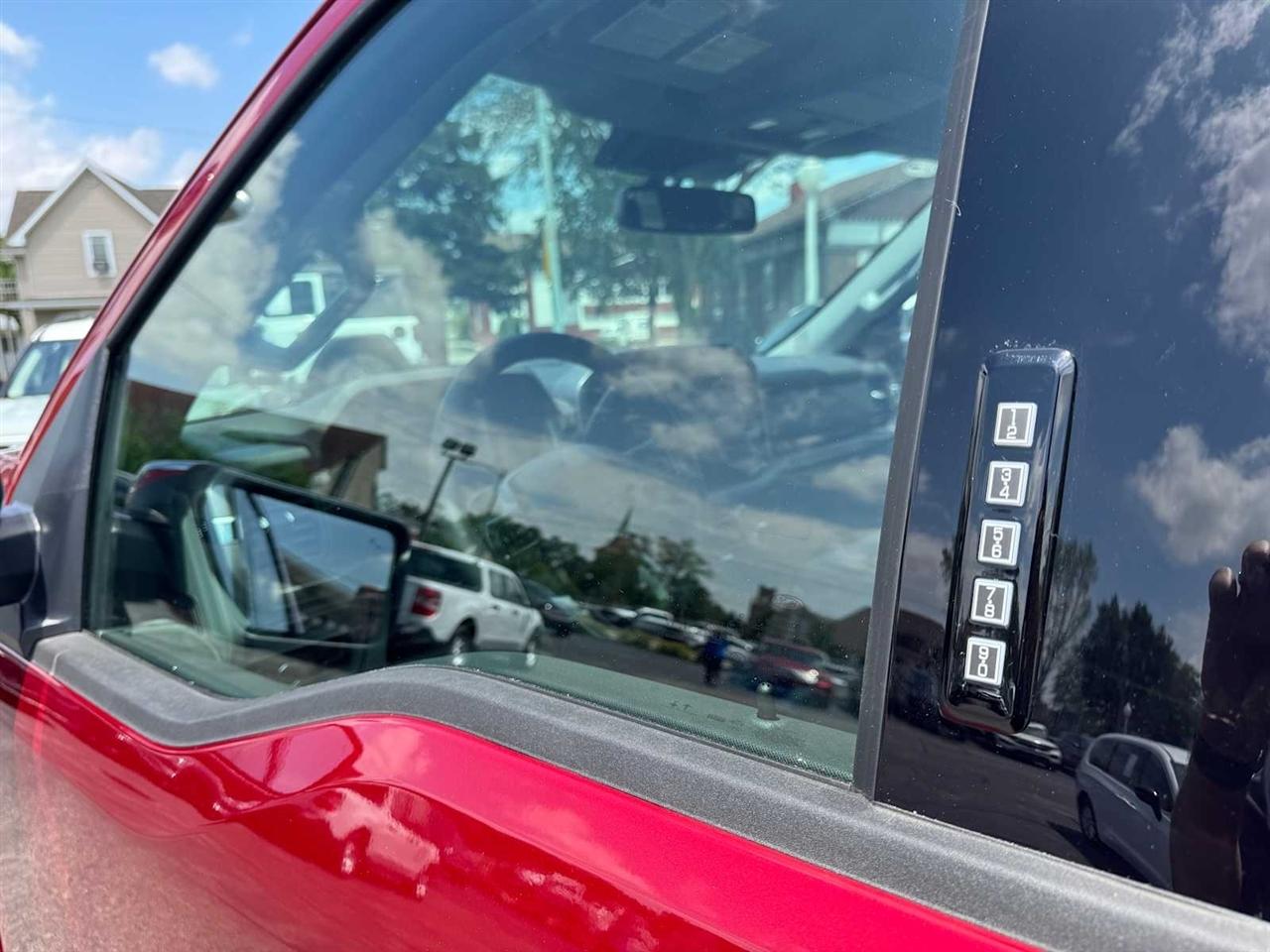 Ford F-150 XLT 4WD SuperCrew 5.5' Box 2026