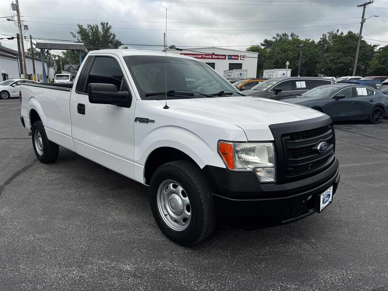 Ford F-150 2WD Reg Cab 126" STX 2014