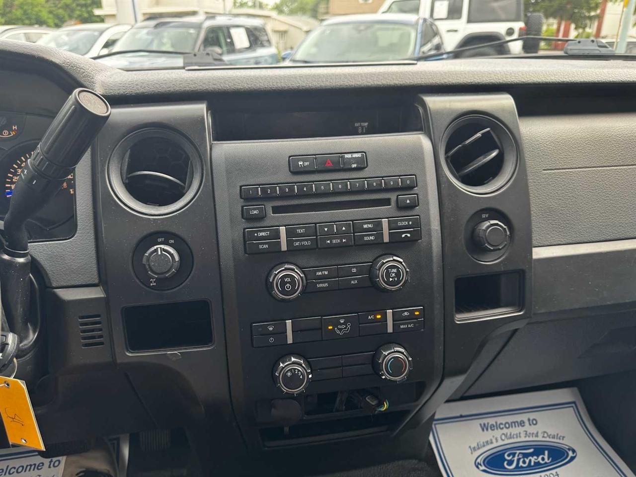 Ford F-150 2WD Reg Cab 126" STX 2014