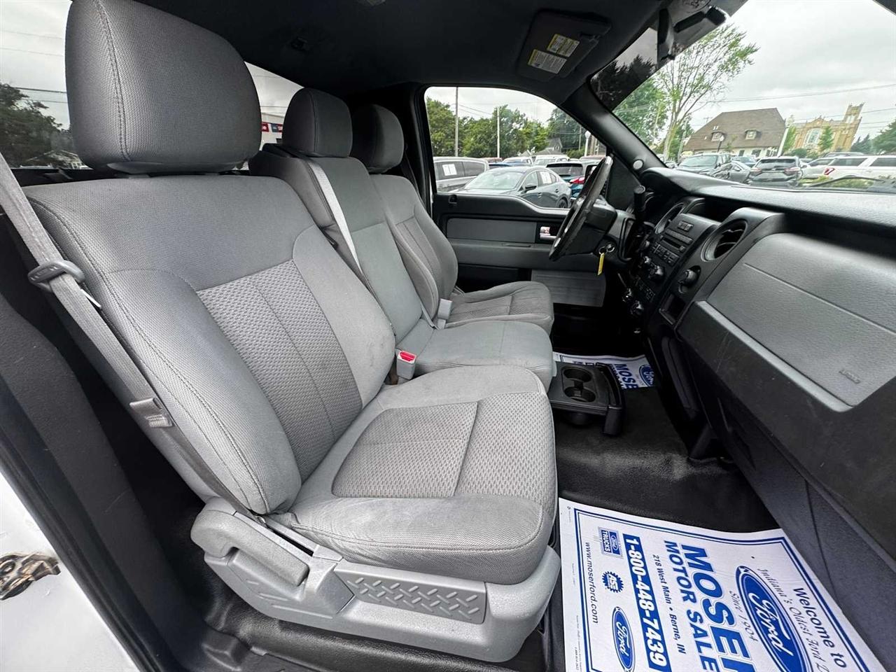 Ford F-150 2WD Reg Cab 126" STX 2014