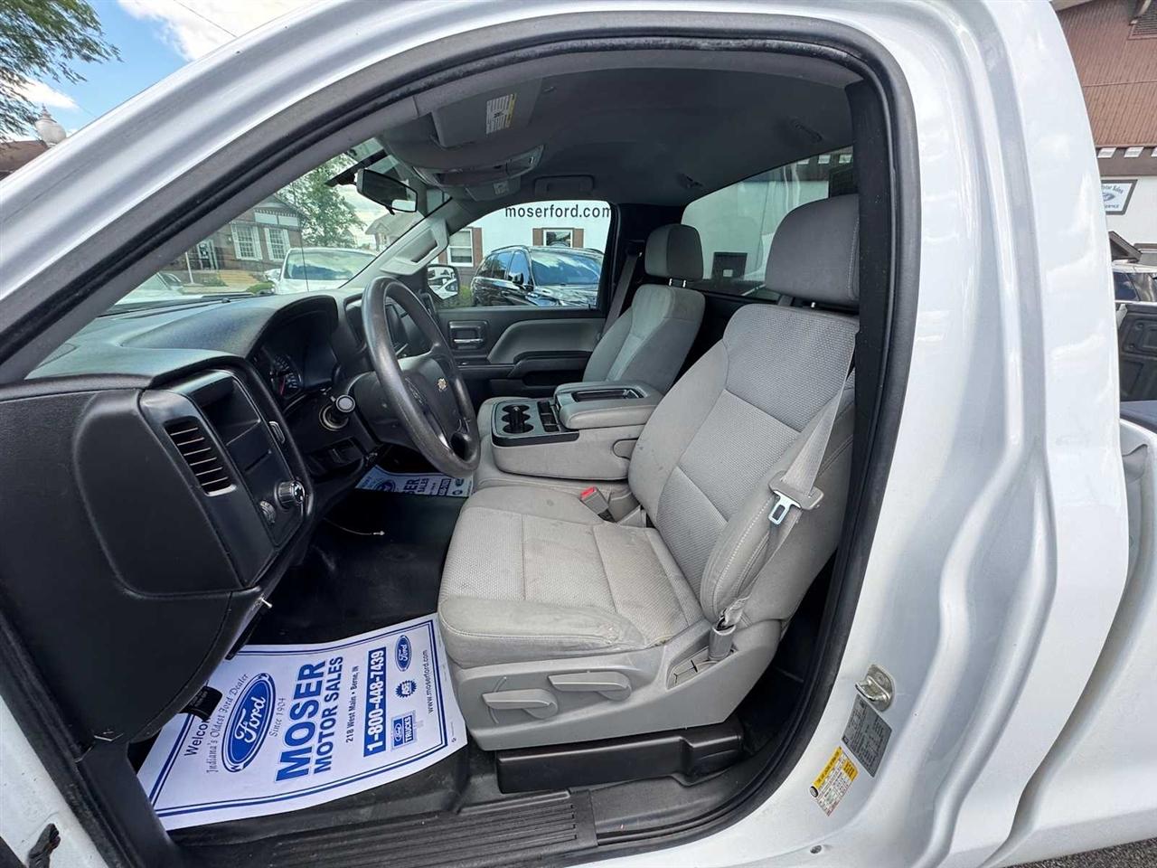 Chevrolet Silverado 1500 2WD Reg Cab 133.0" Work Truck 2016