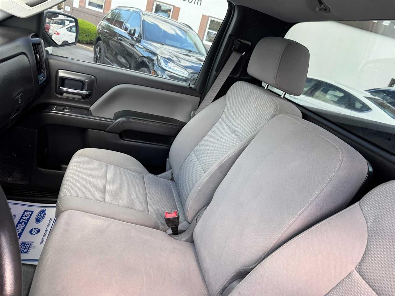 Chevrolet Silverado 1500 2WD Reg Cab 133.0" Work Truck 2016