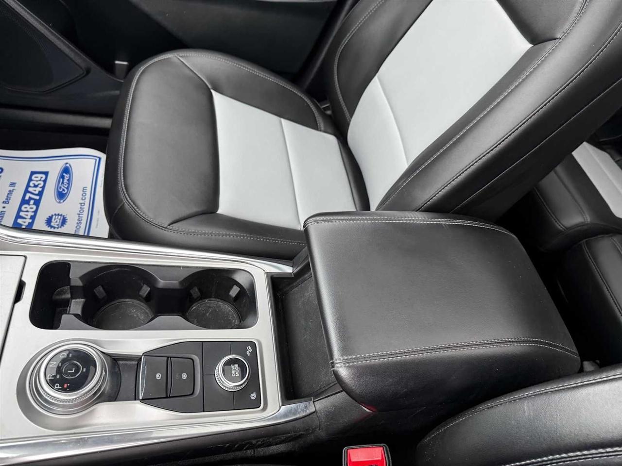 Ford Explorer XLT 4WD 2022