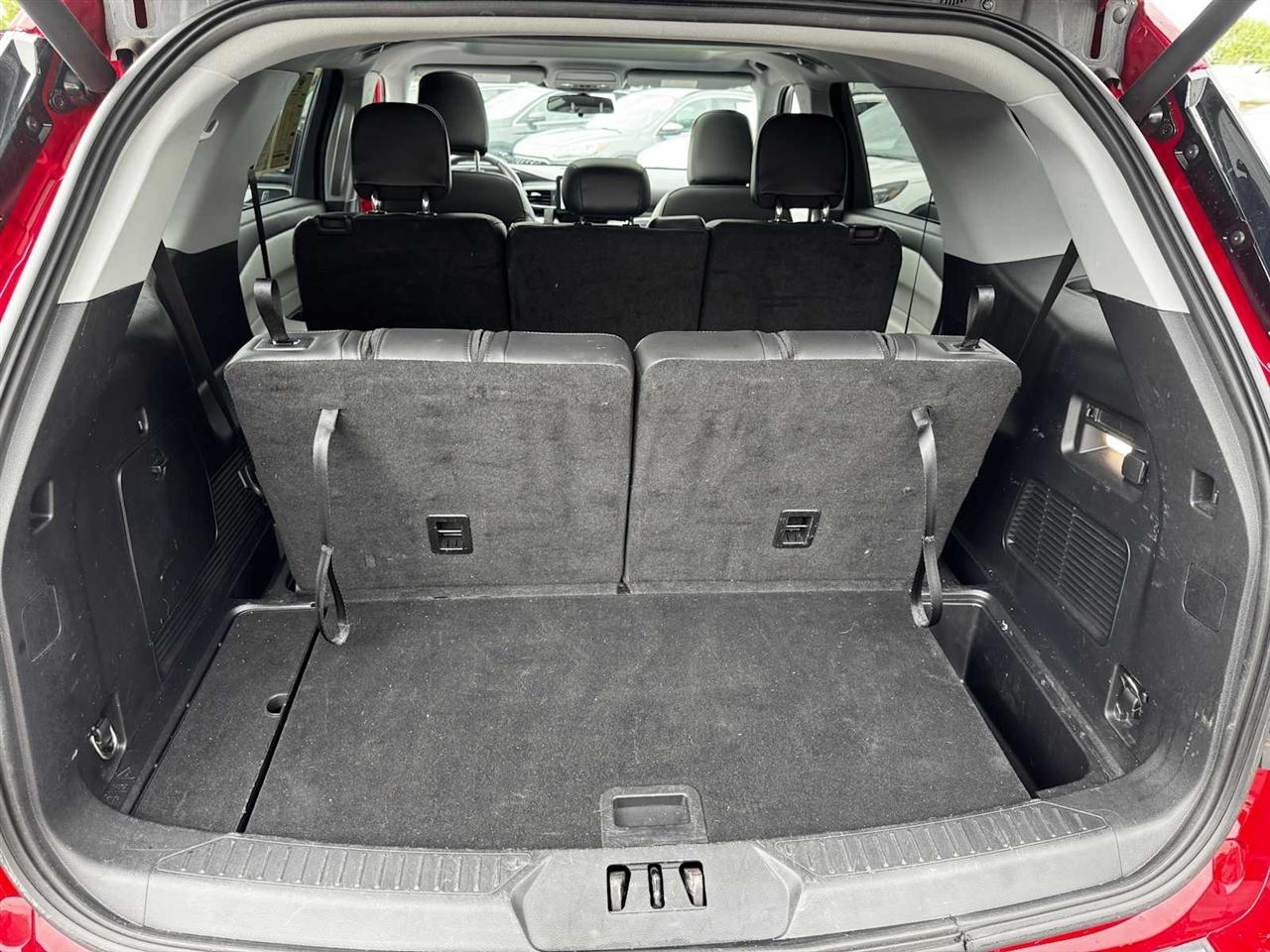 Ford Explorer XLT 4WD 2022