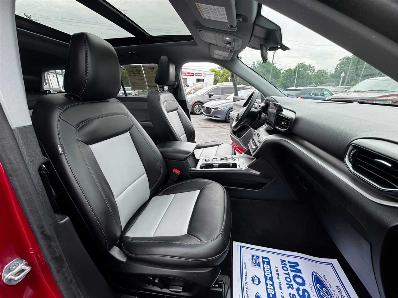 Ford Explorer XLT 4WD 2022