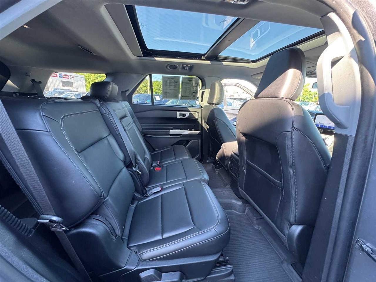 Ford Explorer XLT 4WD 2023