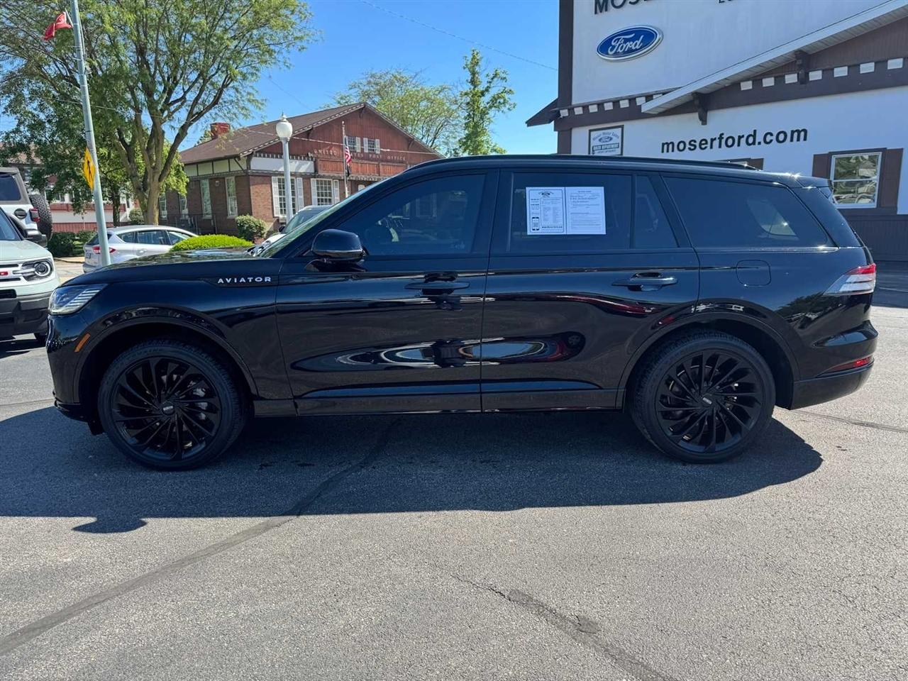 Lincoln Aviator Reserve AWD 2025