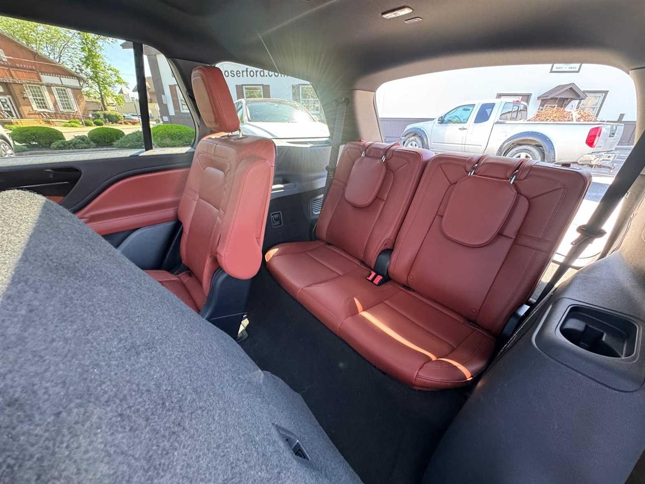 Lincoln Aviator Reserve AWD 2025