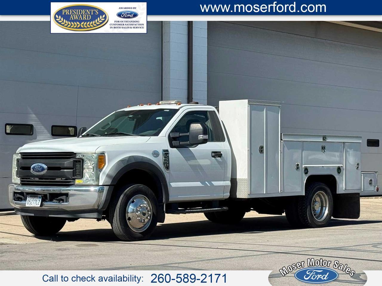 Ford Super Duty F-550 DRW XLT 2WD Reg Cab 169" WB 84" CA 2017