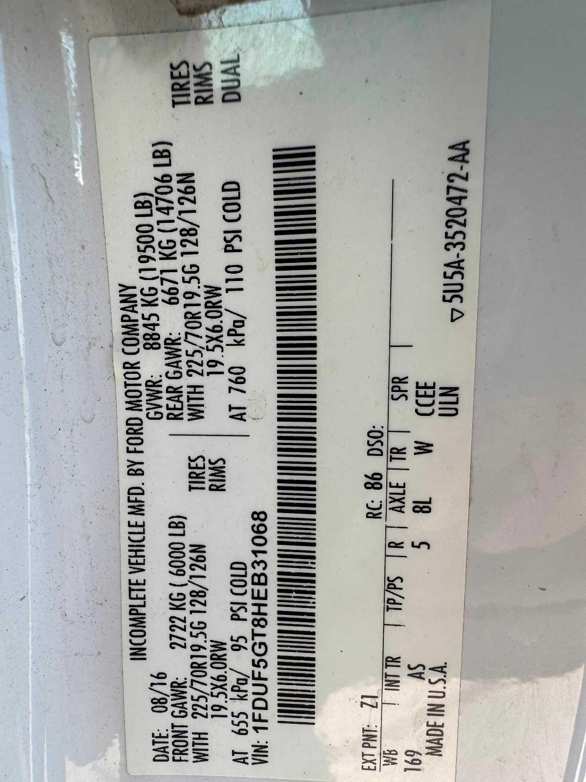 Ford Super Duty F-550 DRW XL 2WD Reg Cab 145" WB 60" CA 2017