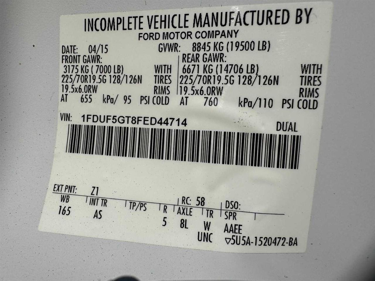 Ford Super Duty F-550 DRW 2WD Reg Cab 141" WB 60" CA XL 2015