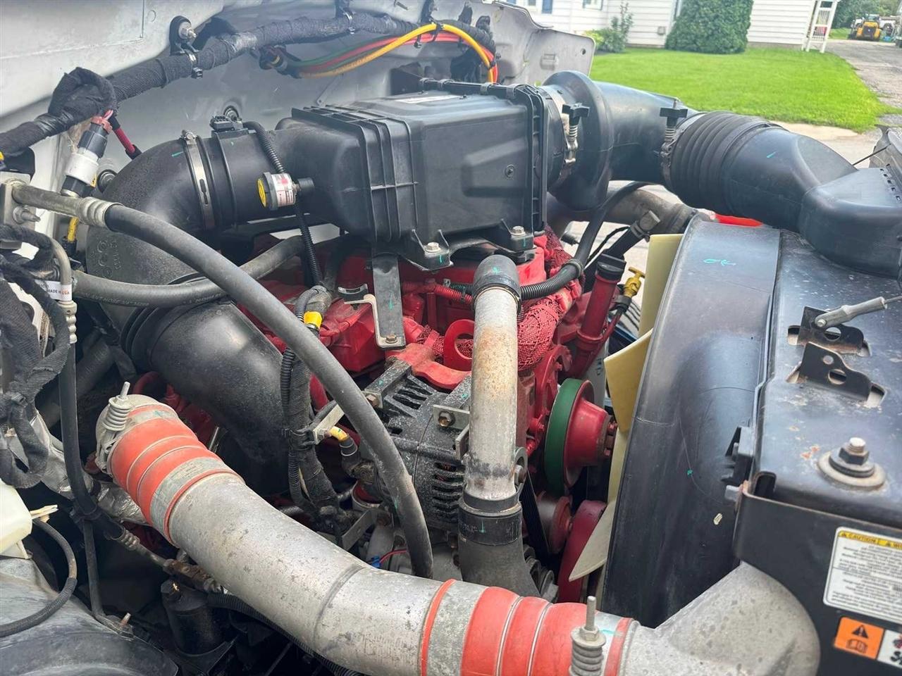Ford Super Duty F-650 Straight Frame Reg Cab XL 2015